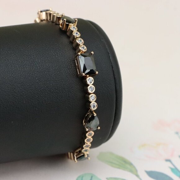 "Elegant Black & Clear Stone Rose Gold Bracelet, XPBL0824 - Picture 8 of 12